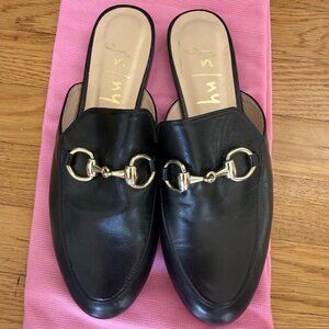 French Sole New York Cape Black Leather Slides, Size 7